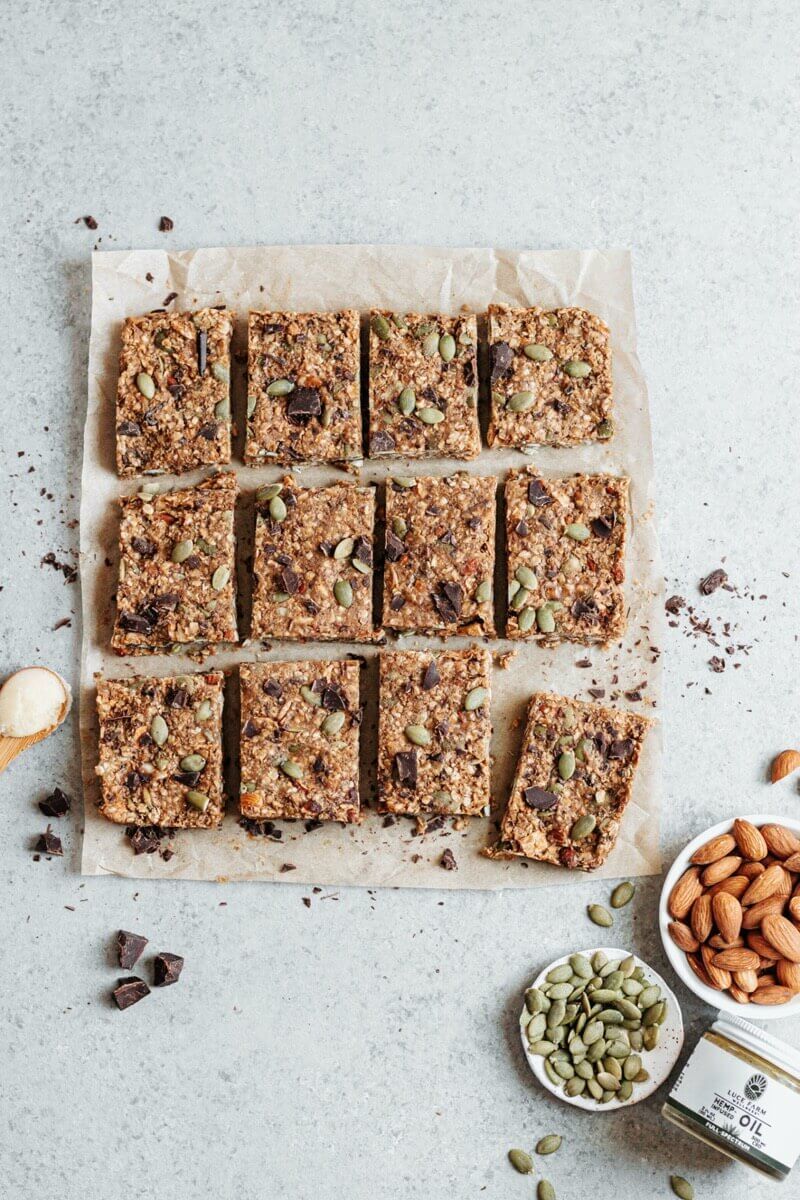 granola bars plate