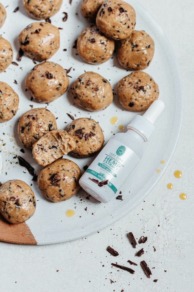 Simple Healthy Mint Chip Energy Balls Recipe