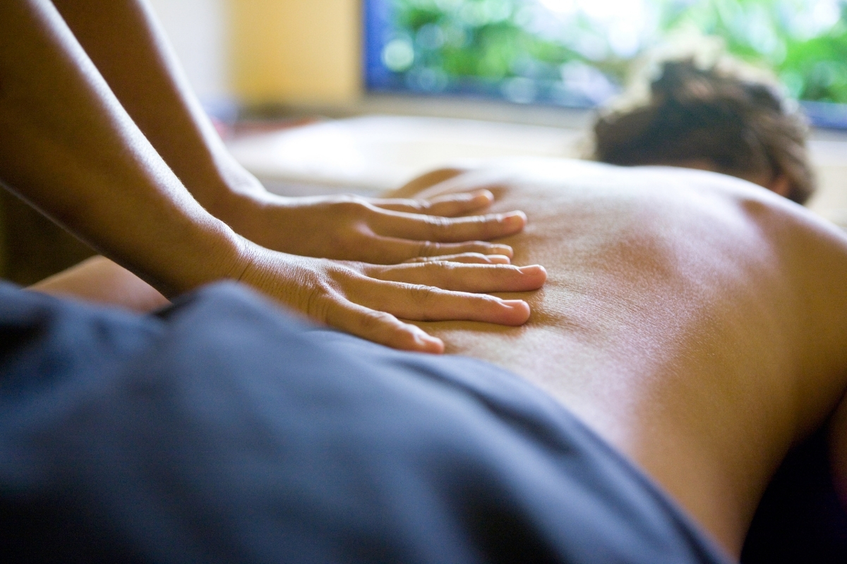 Give a great back massage